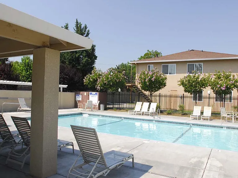 2505 Prescott Rd — Photo 21