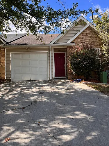 421 Northrop Pl Photo 1