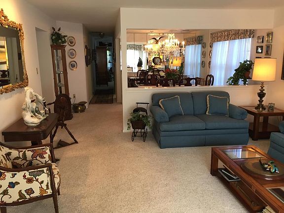 5th image of 1941 Cherryvale Ct