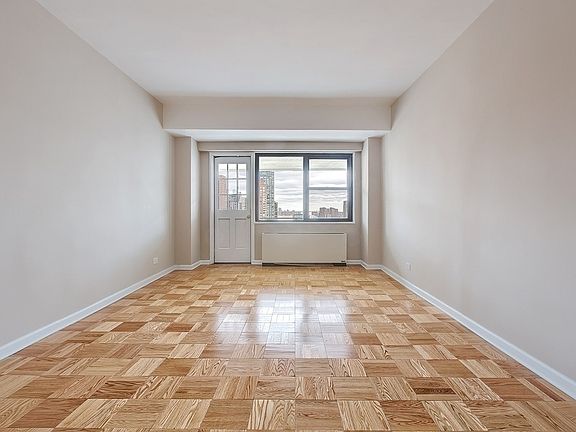 3rd image of 305 E 86th St #10L