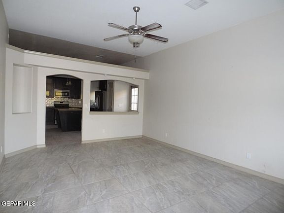 2nd image of 3857 Loma Cortez Dr
