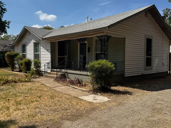 427 Iris Dr, Irving, TX 75061
