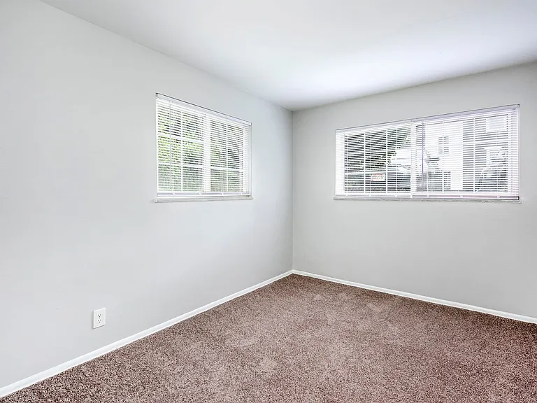 Riverview Place — Photo 58