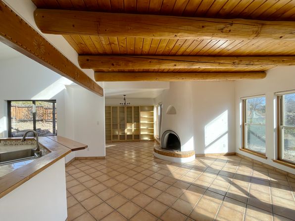 1876 Brillante Ln