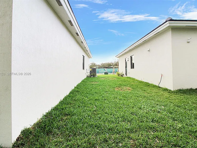 20833 SW 96th Ter — Photo 26