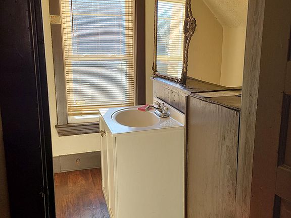 4th image of 13405 Forest Hill Ave