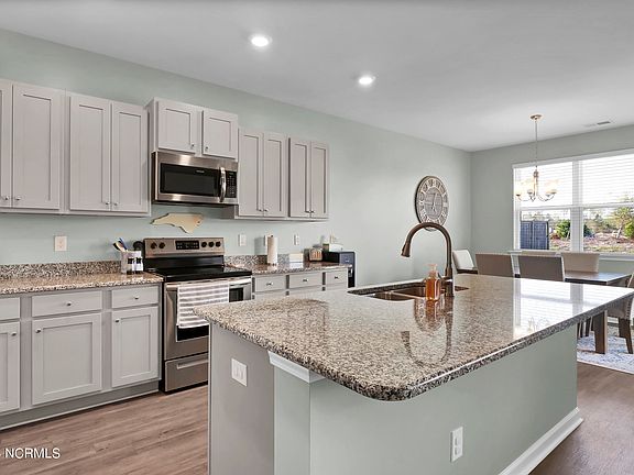 2nd image of 484 Saint Kitts Way