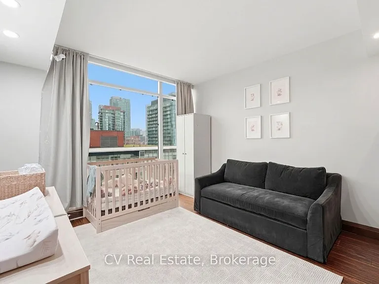 333 Adelaide St E #1414 — Photo 29