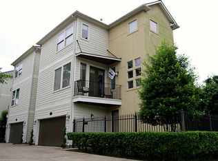 5611 Larkin St, Houston, TX 77007