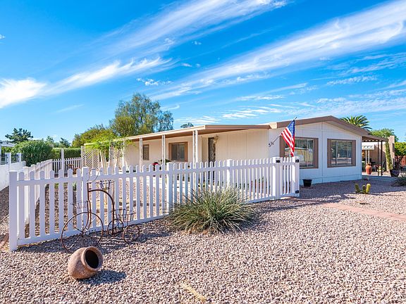 3rd image of 566 S Park View Cir