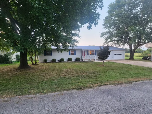 28 Sue St, Western Grove, AR 72685