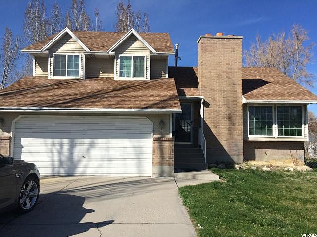 1st image of 581 E Leland Ave