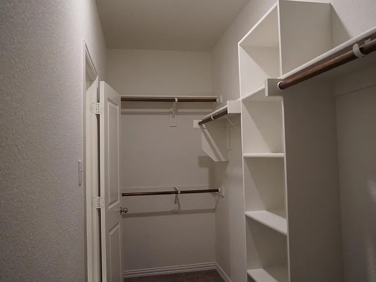 423 Pepperbark Ave — Photo 25