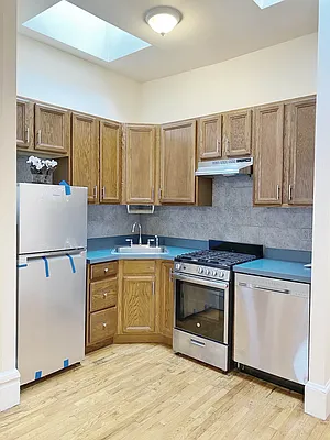 Rented by Corcoran | media 14