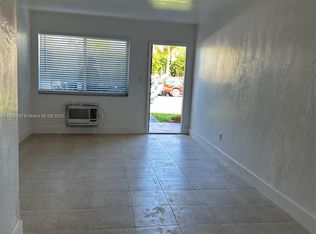 (Undisclosed Address), North Miami Beach, FL 33162