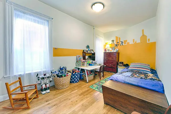 Sold by Town Residential | media 16