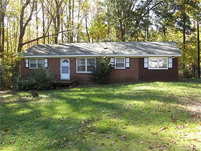 1st image of 2528 Maplewood Dr