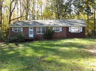 2528 Maplewood Dr, Gastonia, NC 28052
