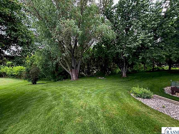 5th image of 35086 Primrose Ln