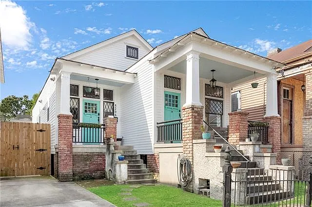 2 bed, 2.0 bath, 1290 sqft, $2,900 — Photo 2