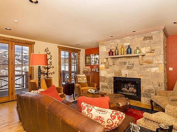 Living Room with balcony view