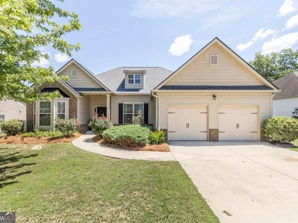 103 Chickasaw Ct, Byron, GA 31008