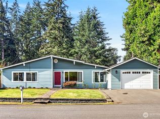Eastwood Park 03, Newcastle, WA 98056