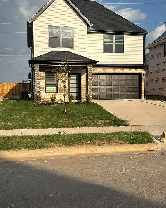 2711 SW Birds Nest Ln
