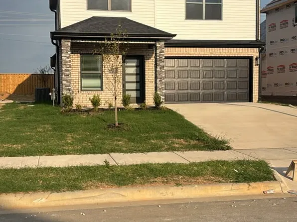 2711 SW Birds Nest Ln, Bentonville, AR 72712
