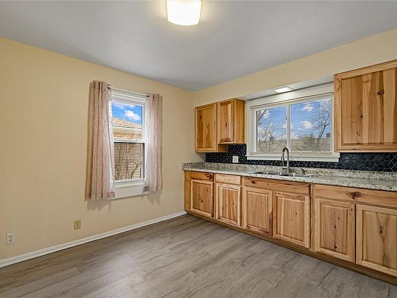 3rd image of 1908 Haywood St