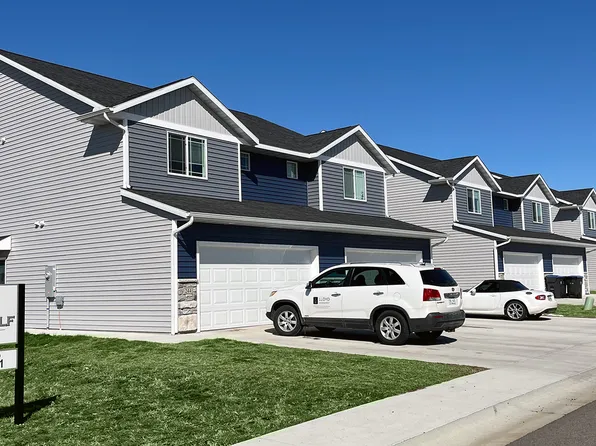 225 Timberwolf Dr #225, Mankato, MN 56001