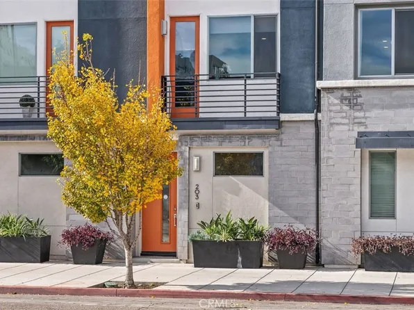 203 Elm Ave, Long Beach, CA 90802