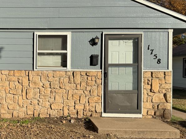 1758 N Woodrow Ct #1