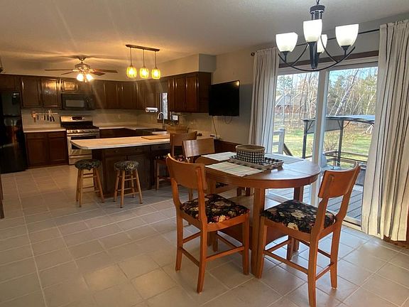 5th image of 2050 Chippewa Dr NE