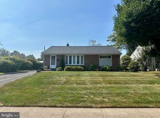 2602 Veser Ln, Willow Grove, PA 19090