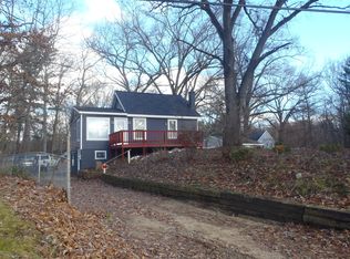 1223 Lincoln Rd, Allegan, MI 49010