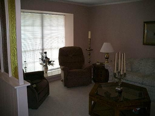 3rd image of 4147 VALLEYFIELD DR