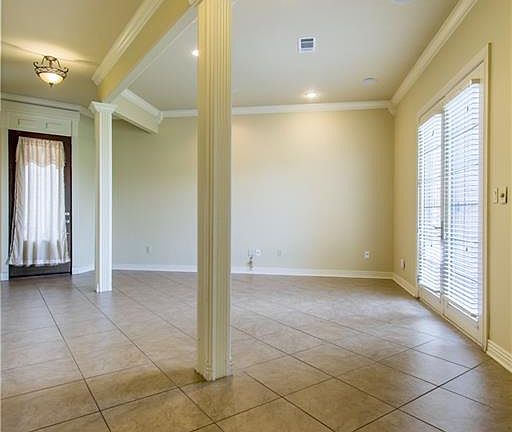 4th image of 2620 S Everest Ave