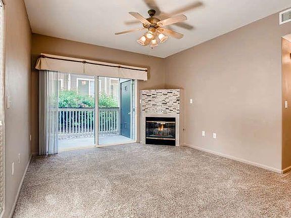 LIVING ROOM ,PORCH,GAS FIREPLACE