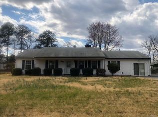 3332 Normandy Dr, Petersburg, VA