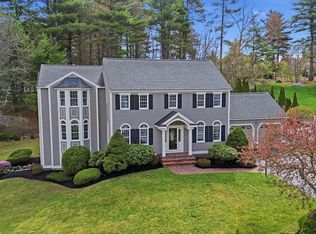 18 Chicory Rd, Westford, MA 01886
