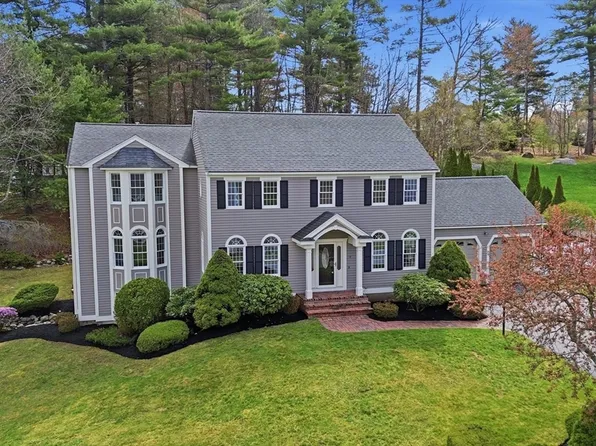 18 Chicory Rd, Westford, MA 01886