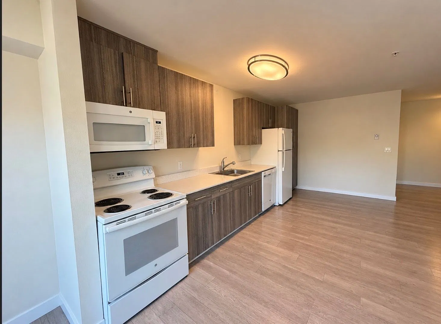 Rainier Lofts — Photo 1