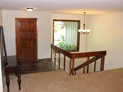 1st image of 6 Pembroke Dr