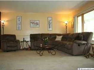 1604 Oak Glen Rd, Toms River, NJ