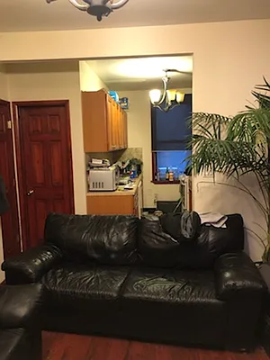 Rented by Batra Group Inc | media 9