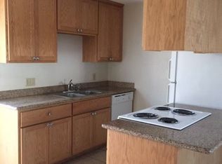 1145 W 2nd St APT 4, Chico, CA 95928