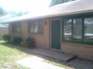 2039 Tecumseh Rd, Manhattan, KS 66502