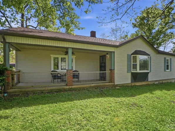 5827 Lake Rd, Morrow, OH 45152