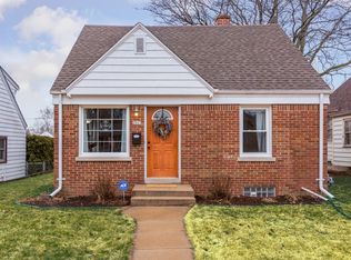 2863 N 86th St, Milwaukee, WI 53222